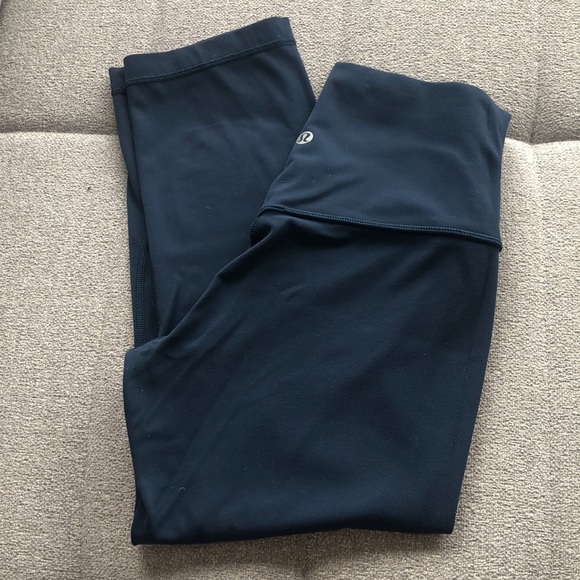 Lululemon Align crop size 4 - Picture 1 of 3